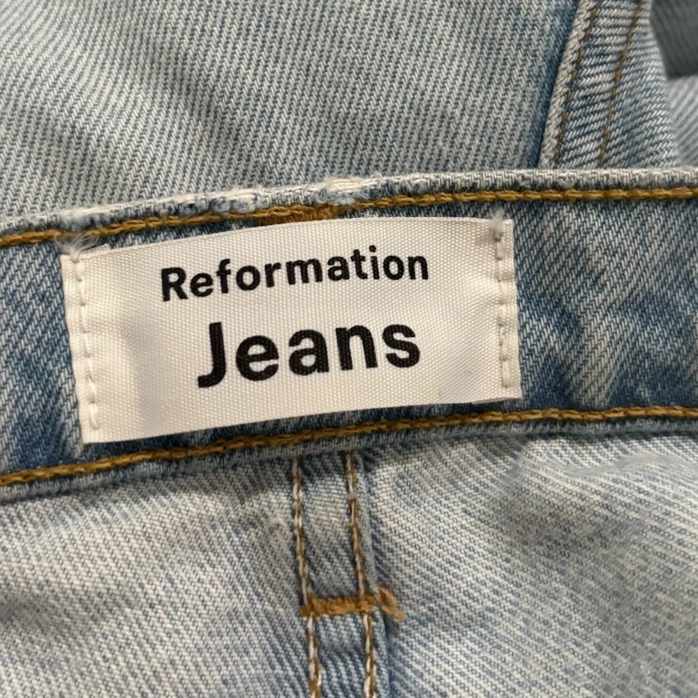 REFORMATION Women’s Julia High Cigarette Light Blue Jeans - Picture 11 of 16